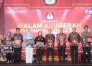 Pj Gubernur dan PWI Sumsel Terima Penghargaan KPU