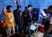 Pengunjung Cafe Tes Urine Kasat Narkotika Saksikan