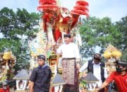 Herman Deru Hadiri Ngaben Massal di OKI. Serukan Pelestarian Budaya Sebagai Perekat Bangsa