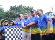 IKA UII Gelar Jalan Sehat dan Baksos. Herman Deru Dorong Alumni Jadi Agen Perubahan