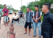 PT Agrindo Raya Larang Melintas. Petani Sawit dan Garda Prabowo Protes