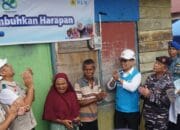 Cahaya dan Harapan di HLN Ke 80. PLN Sambungkan Listrik Gratis bagi Keluarga Prasejahtera di Padang
