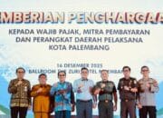 BAPENDA Palembang Beri Penghargaan Wajib Pajak Tepat Waktu