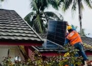 PLN Untuk Pendidikan di Pelosok. SDN Sungai Jambu Kini Nikmati Listrik Tenaga Surya