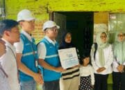Dari Sambung Listrik ke Tetangga Jadi Mandiri. PLN Nyalakan Harapan 10 Keluarga Prasejahtera Jambi di Bulan Ramadhan