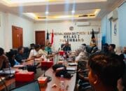 Sekali Pimpin Rapat Plt Kepala KSOP Palembang Langsung Tuntaskan Persoalan Abrasi