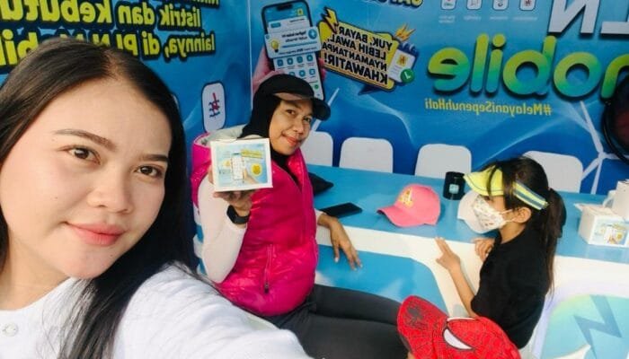 PLN UP3 Palembang Perkuat Kedekatan dengan Masyarakat Lewat Layanan Digital PLN Mobile