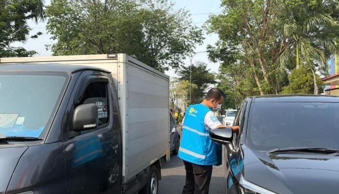PLN UP3 Palembang Turun ke Jalan Sapa dan Edukasi Warga Palembang