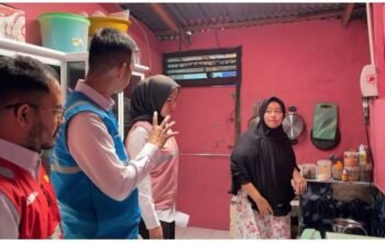 Kunjungi Pengguna Kompor Induksi PLN Hadirkan Layanan Berorientasi Pelanggan